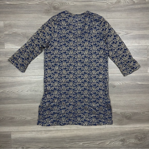 Jordan Taylor Navy Mesh Dress with Gold Design and Embellishment - Picture 4 of 6